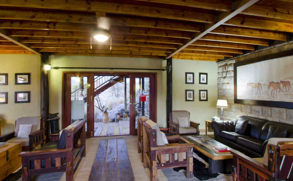 Klein-Aus Vista Desert Horse Inn Dış mekan fotoğraf